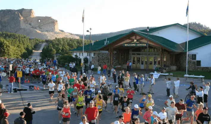 run crazy horse marathon